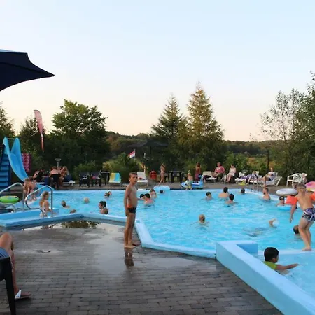 Kemping Farup So Camping & Cottages